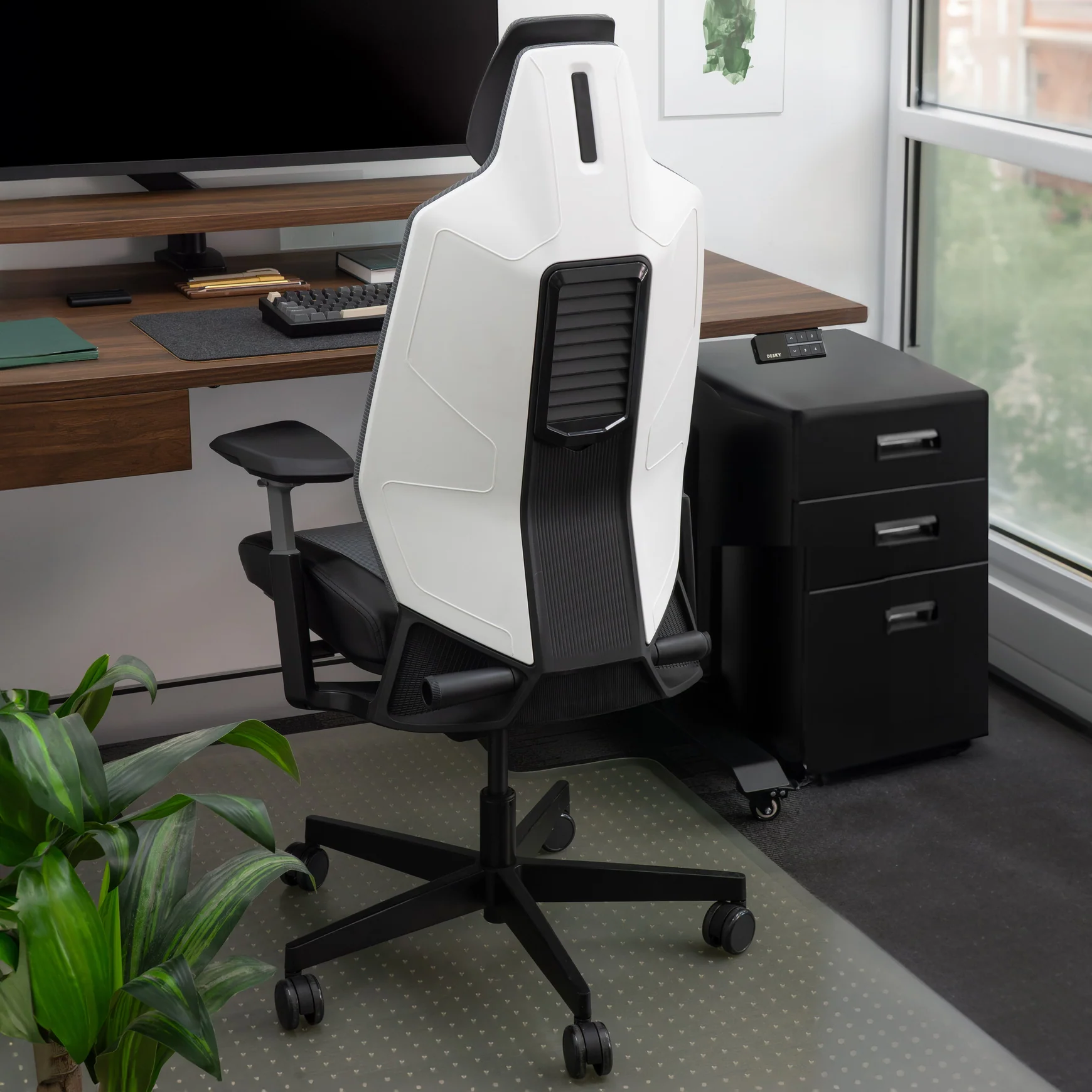 2 - ERGO OFFICE & HOME CHAIRS
