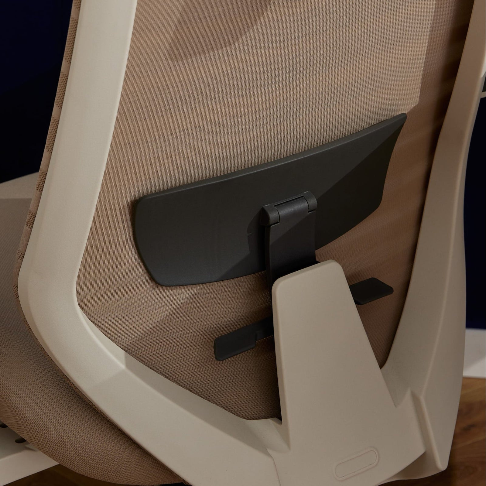 RECESS68261 - ERGO OFFICE & HOME CHAIRS